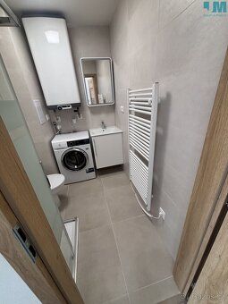 Ev.č. 02034 Pronájem bytu - 38 m² - 1+1 s lodžií – Hrotovice