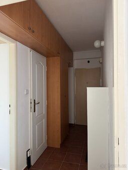 Nabízíme k dlouhodobému pronájmu byt 2+1 o velikosti 50m2 v 