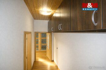 Pronájem bytu s terasou, vel. bytu 2+1, 60 m2, II. NP, cihla
