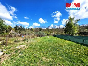Nabízíme k prodeji zahradu o výměře 1029 m² v klidné lokalit