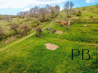 Ev.č. 00086 Prodej pozemku k bydlení, 2 323 m², Čučice, okr.