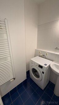 Pronájem bytu 2+kk, 64 m² – Pardubice centrum, nábřeží Závod