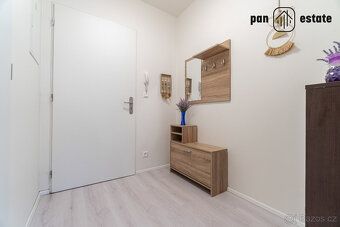 Ve výhradním zastoupení majitele nabízíme k prodeji moderní 