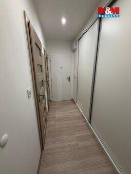 Nabízíme k pronájmu krásný, moderní byt o dispozici 2+kk v c