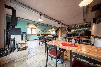 Prodej zavedené restaurace/hospody v obci Starý Hrozenkov. V