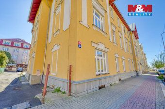 Exkluzivně nabízíme k prodeji prostorný byt o dispozici 4+kk