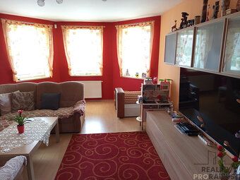 Prodej prostorného rodinného domu dispozice 5+1 s podlahovou
