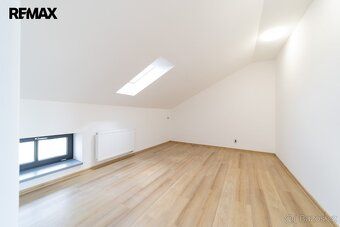 BYT K PRONÁJMU | 3+kk | 87,16 m² | Šumperk – centrum.
Hledát