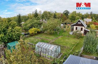Nabízíme k prodeji útulnou chatu o užitné ploše 20 m2 s poze