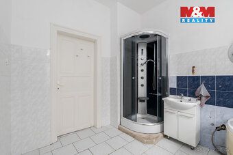 Nabízíme k prodeji prostorný byt o dispozici 3+kk a výměře 8
