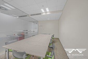 Ev.č. 720 Nabízíme k podnájmu reprezentativní kancelářské pr