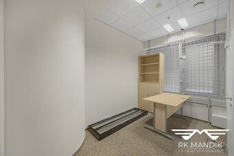 Ev.č. 720 Nabízíme k podnájmu reprezentativní kancelářské pr