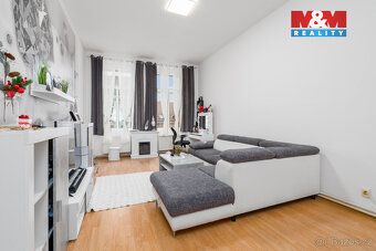 Nabízíme k prodeji prostorný byt 3+kk o užitné ploše 191 m²,