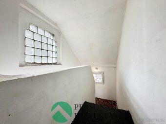 Ev.č. 02754 Nabízíme prodej dvoupodlažního rodinného domu o 