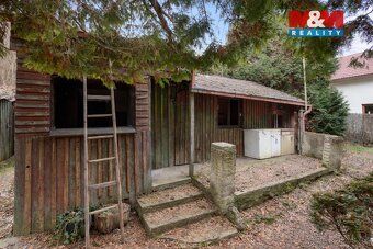 K prodeji pozemek o velikosti 595 m2, který se nachází v hla