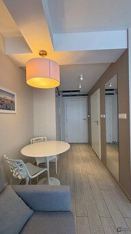Ev.č. 00839 Nabízíme apartmán ve třetím patře budovy Stubai 