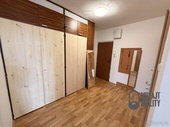 Ev.č. 06892 Byt 2+1 se třemi balkóny v žádané lokalitě – toh