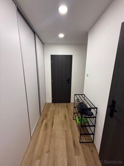Nabízíme k prodeji byt 2+kk v osobním vlastnictví, nacházejí