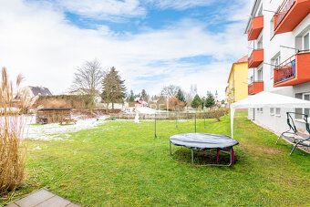Nabízíme k pronájmu útulný byt o dispozici 2+1, který se nac