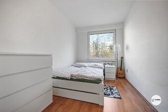 Nabízíme bytovou jednotku o dispozici 2+KK v bytovém domě na