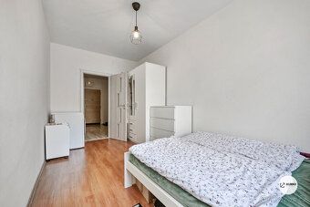 Nabízíme bytovou jednotku o dispozici 2+KK v bytovém domě na