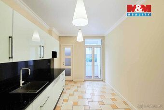Nabízíme k prodeji prostorný byt 3+1 o užitné ploše 105 m² (