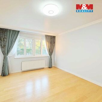 Nabízíme k prodeji prostorný byt 3+1 o užitné ploše 105 m² (
