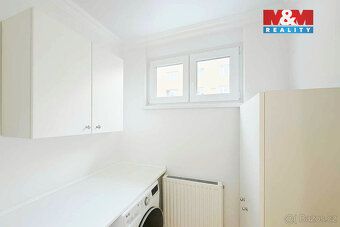 Nabízíme k prodeji prostorný byt 3+1 o užitné ploše 105 m² (
