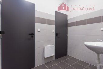 Hledáte komerční nemovitost po kompletní rekonstrukci pro vě