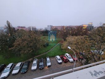 Nabízíme pronájem bytu 2+kk s balkonem, Praha 9, ulice Prouz