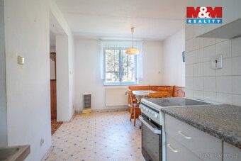 Nabízíme k prodeji rodinný dům se zahradou o celkové výměře 