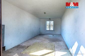 Nabízíme k prodeji rodinný dům se zahradou o celkové výměře 
