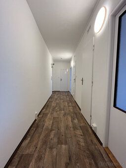K dlouhodobému podnájmu nabízíme krásný a prosluněný byt o d