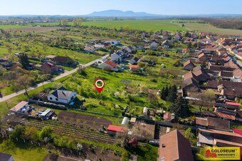 Ev.č. D3433B001 Stavební pozemek v srdci vinařské oblasti – 