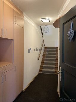 Nabízíme k pronájmu krásný podkrovní byt 3+kk, 126m2, ve 3. 