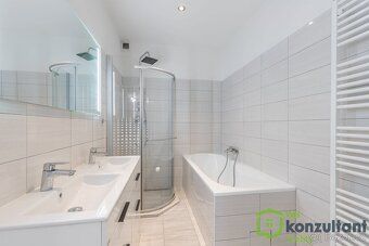 Ev.č. 01099 Hledáte prostorný dům, který nabídne komfortní r