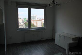 Nabízíme k pronájmu byt 2+1 po rekonstrukci v osobním vlastn