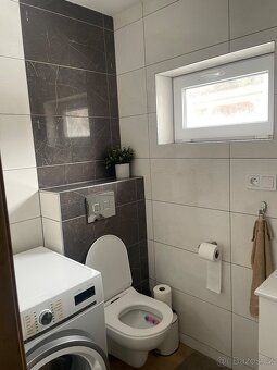 Nabízím k pronájmu nový a kompletně vybavený byt 2+kk v obci