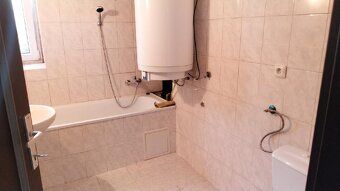 Exkluzivně nabízíme k prodeji byt 3+1 o velikosti 56 m2. Byt