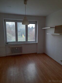 Pronájem 2+1 Nový Jičín, Jubilejní,1.patro 53m²+lodžie, skle