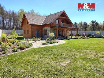Nabízíme k prodeji pozemek k bydlení o výměře 1 206 m² v kli