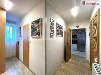 , prodej bytové jednotky 2+1 a hospodářské budovy se zahrado