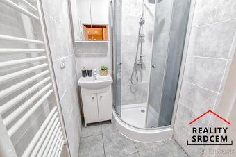 Hledáte byt k dlouhodobému pronájmu, který prošel moderní re