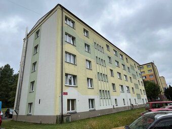 K dlouhodobému pronájmu nabízíme pěkný a prostorný byt o vel
