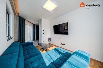 Exkluzivně nabízíme k pronájmu designový byt 3+kk v moderní 