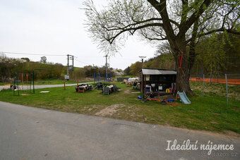K dlouhodobému podnájmu nabízíme příjemný byt o dispozici 2+