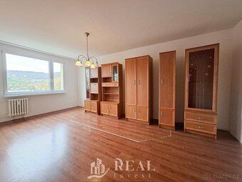 Nabízíme k pronájmu byt 2+1 o rozloze 62 m2 v obci Chomutov 