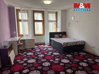 Prodej prostorného zděného bytu o dispozici 3+kk, 104 m², ve