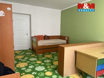 Prodej prostorného zděného bytu o dispozici 3+kk, 104 m², ve