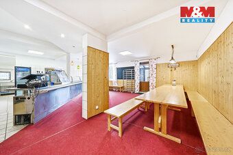 Nabízíme k prodeji zavedený hotel - penzion včetně Après ski